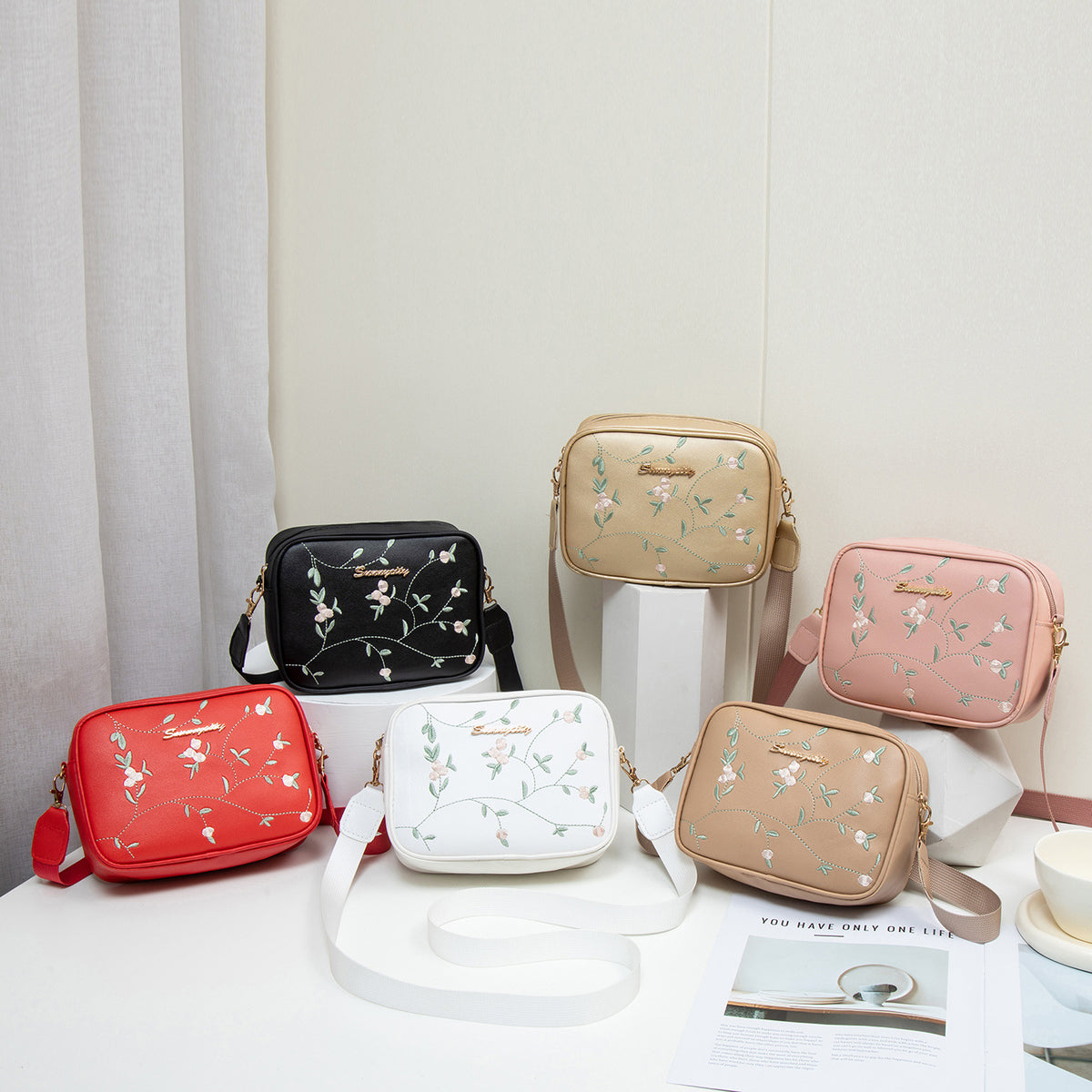 Women's Fashion Embroidered Cross Body Simple Mobile Bags