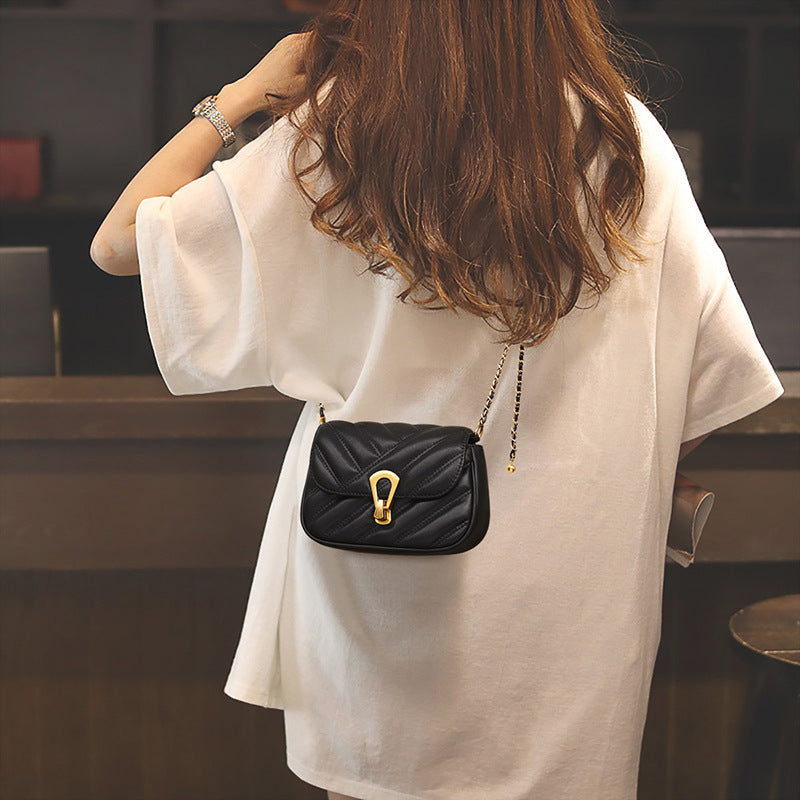 Women's Niche Chain Light Luxury Underarm Women's Messenger Bag