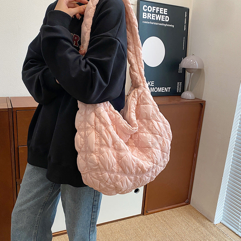 Pleated Large Capacity Cloud Niche High-grade Down Crossbody Bags