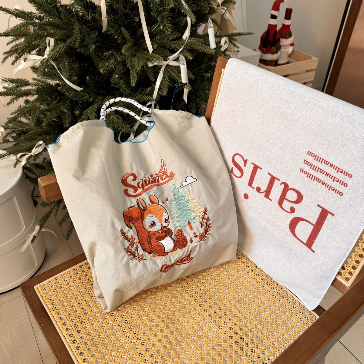Women's Nylon Embroidered Fashion Niche Large Capacity One Women's Shoulder Bag