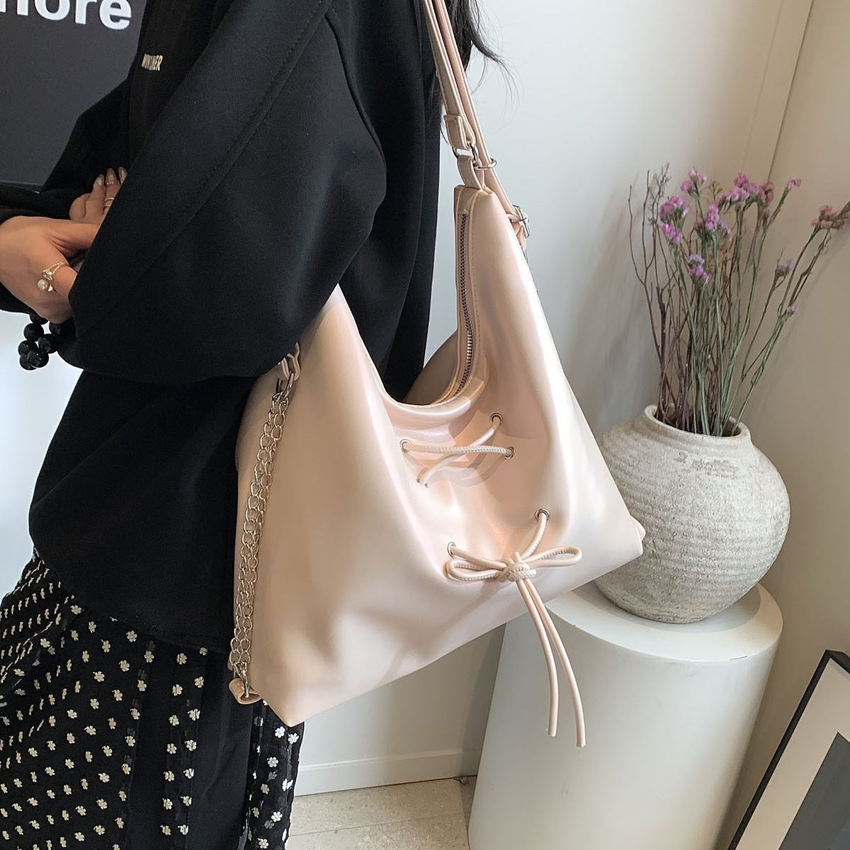 Women's Korean Style Bowknot Fashionable Portable Lightweight Women's Shoulder Bag