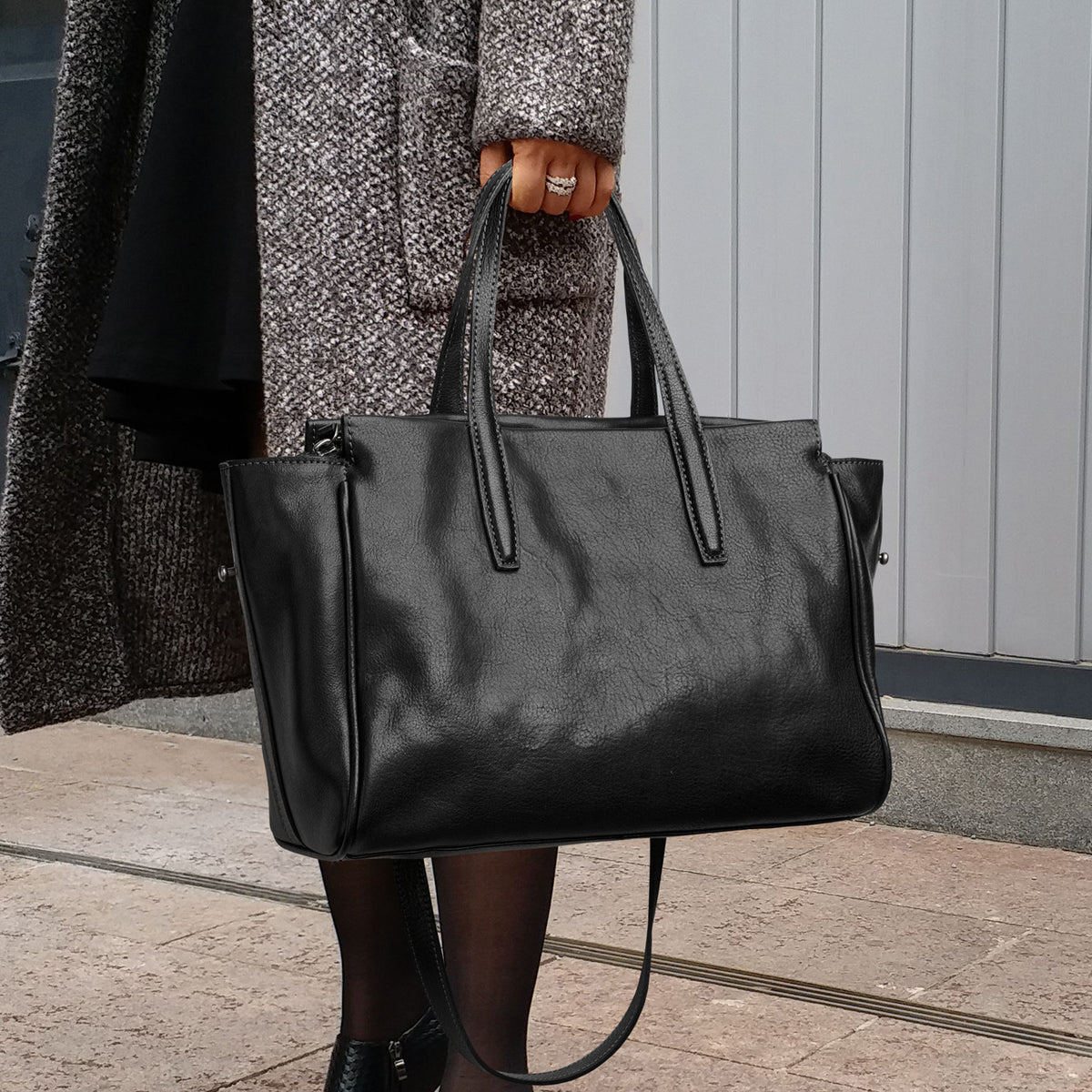 Classy Beautiful Women's Elegant Daily Leather Women's Handbag