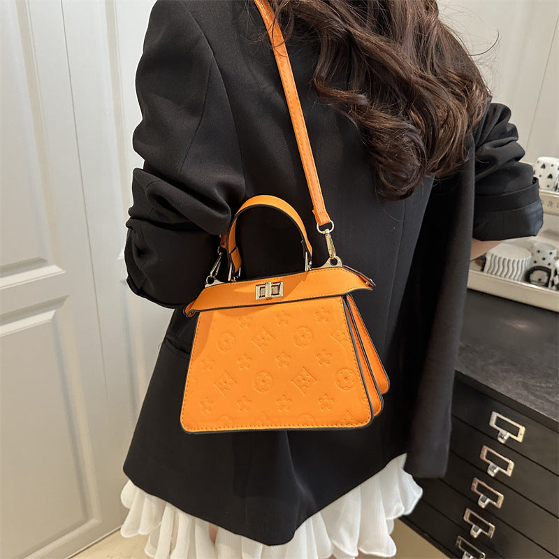 Women's Stylish Good Texture Solid Color Embossed Compartment Large Capacity Leisure Bags