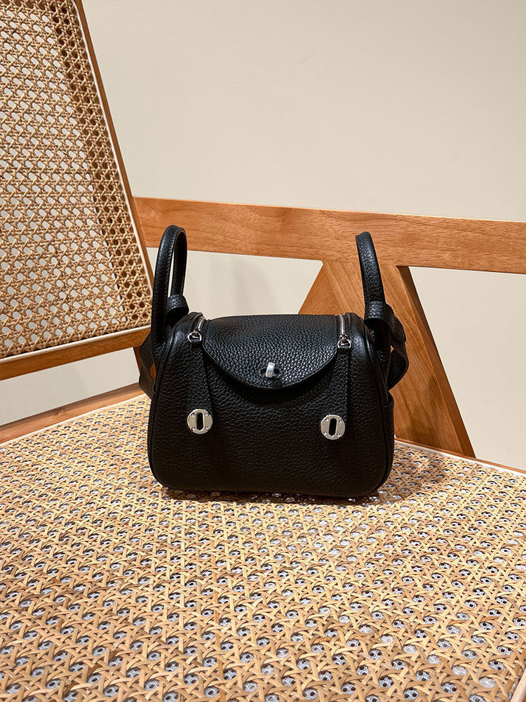 Large Capacity Underarm Lindy Doctor Leather Crossbody Bags