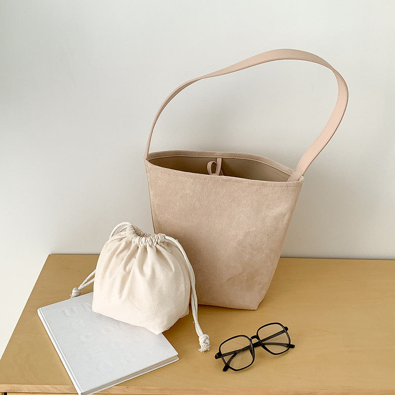 High-grade Niche Suede Commuter Large Capacity Bucket Bags