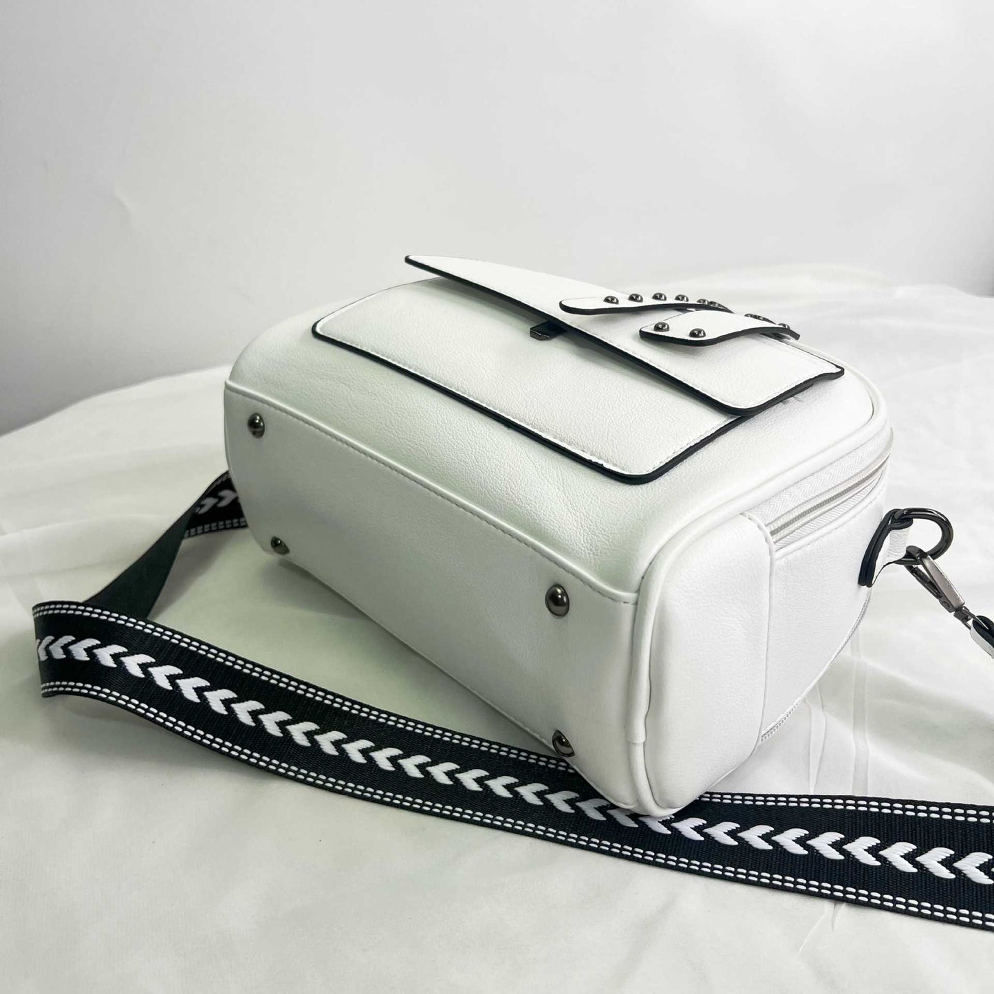 French Minority Texture Saddle High-grade Large Shoulder Bags