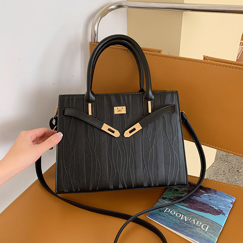 Women's Hand Holding Large Capacity Red Bridal Handbags