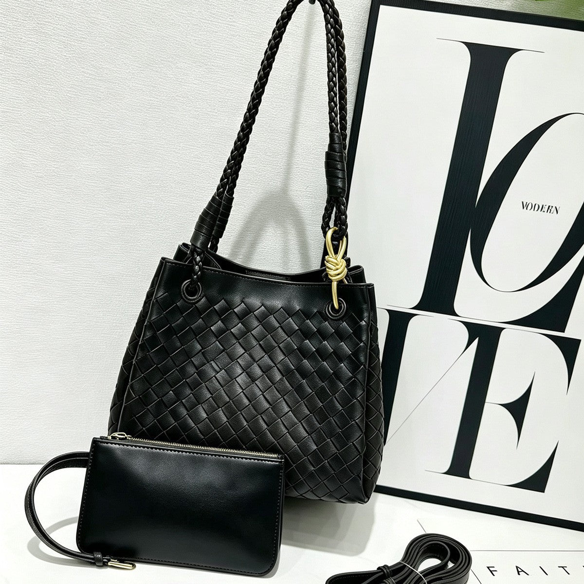 Hand-woven Portable Vegetable Basket Premium Design Shoulder Bags