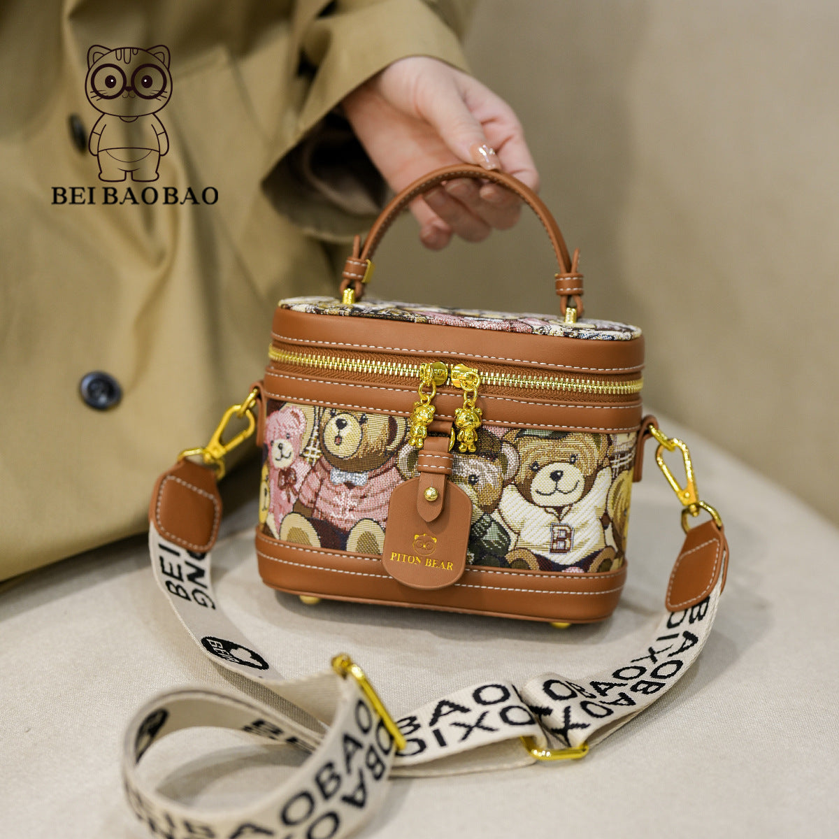 Women's Source Cute Bear Portable Box Bags