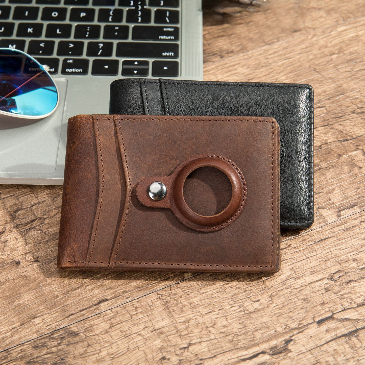 Positioning Tracker Crazy Horse Leather Antique Card Holder