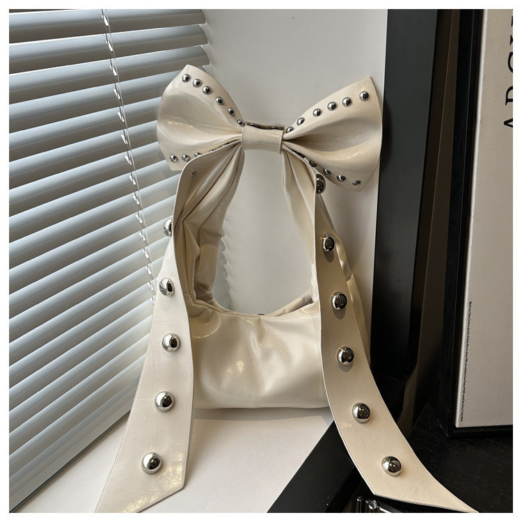 Women's Personality Rivets Bow Style Large Capacity Fashion Trendy Women's Shoulder Bag