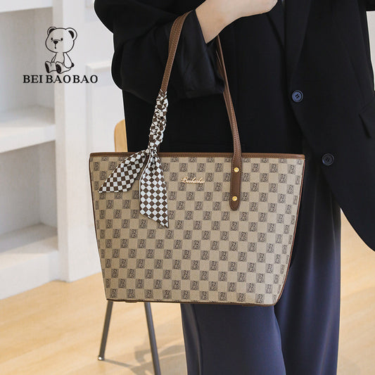 Attractive Source Large Capacity Female Commuting Crossbody Bags