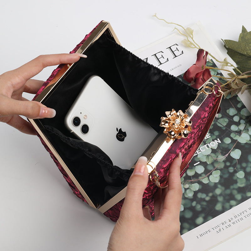 Women's Fashion Dinner Large Capacity Dress Garment Pleated Evening Bags