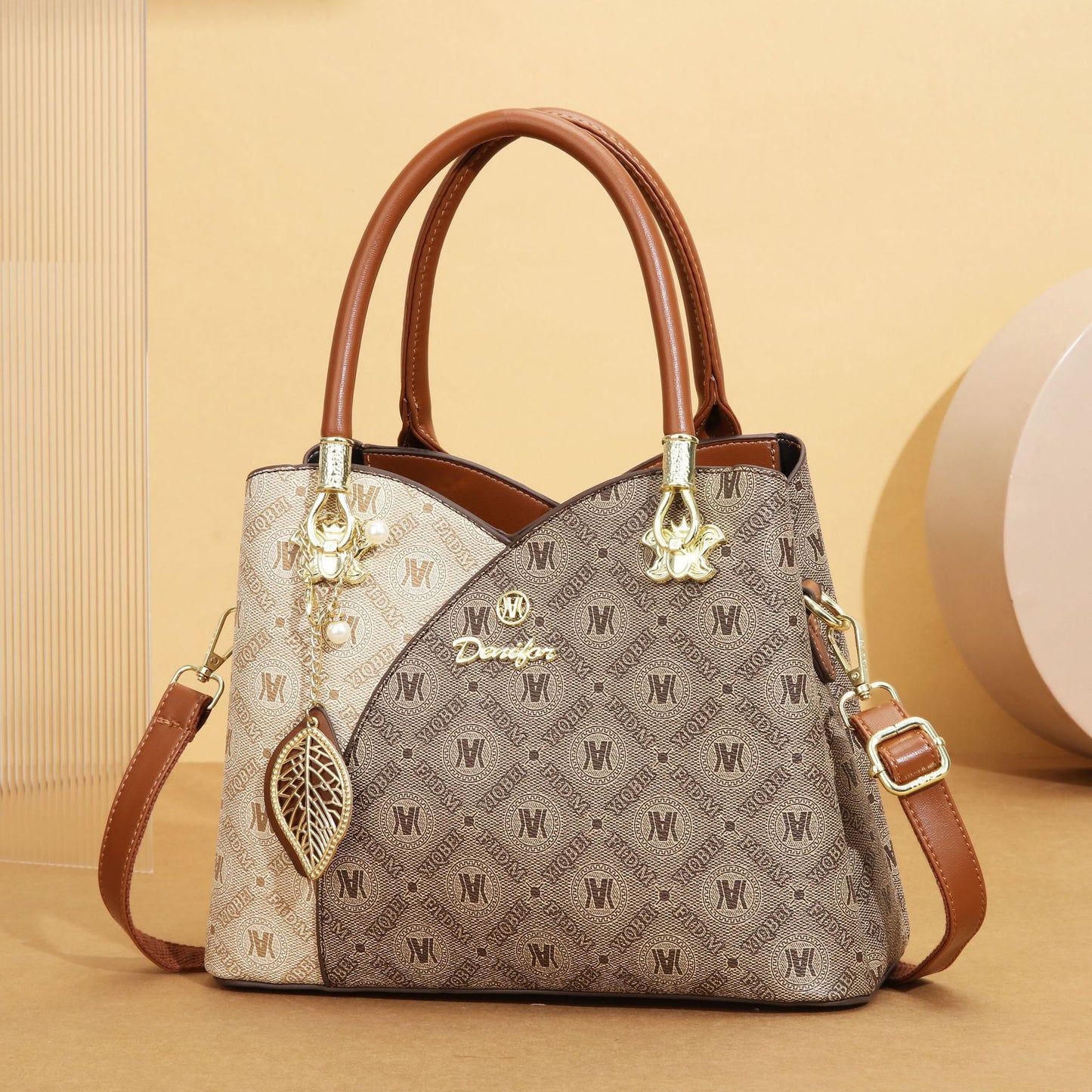 Women's High-grade Retro Large Capacity Printed Fashion Shoulder Bags