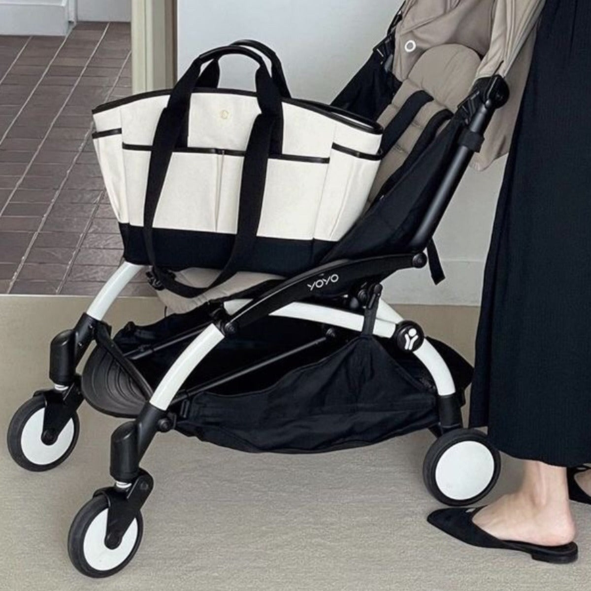 Large Capacity Versatile Diaper Out Lightweight Women's Handbag