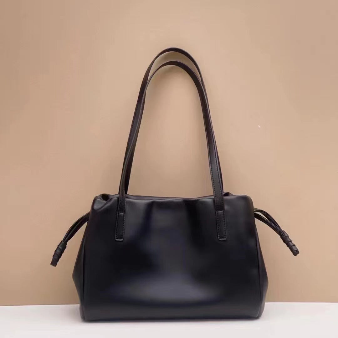 Women's Leather Fashionable Underarm High-grade Portable Cloud Women's Shoulder Bag
