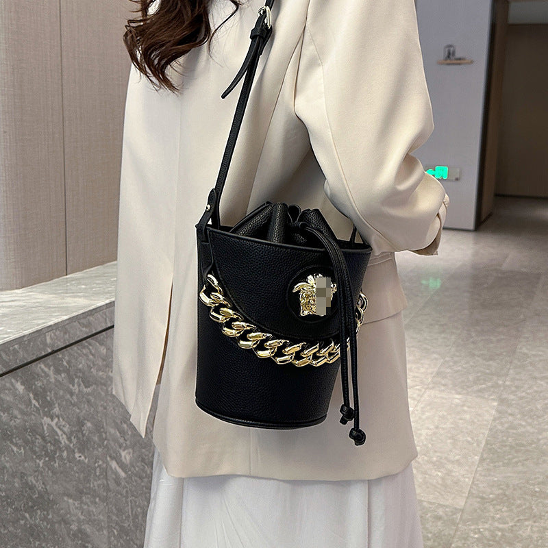 Women's Leisure Stylish Korean Style Solid Color Shoulder Bags