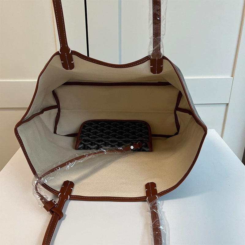 Dog Teeth Weeks Limited Color Gray Shoulder Bags