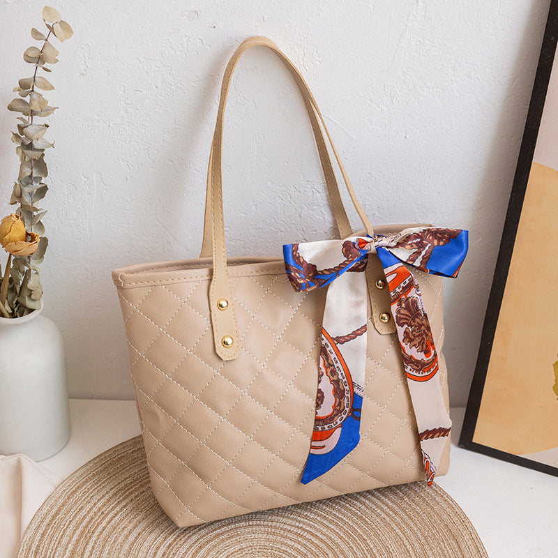 Charming Beautiful Attractive Women's Fashion Embroidered Women's Handbag