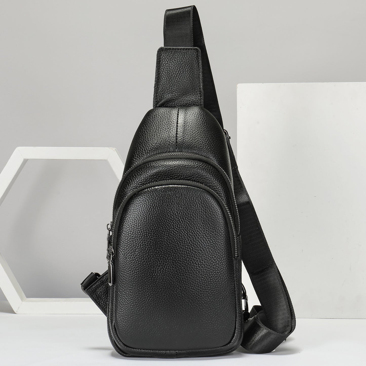 Men's Leather First Layer Trendy Large Capacity Men's Chest Bags