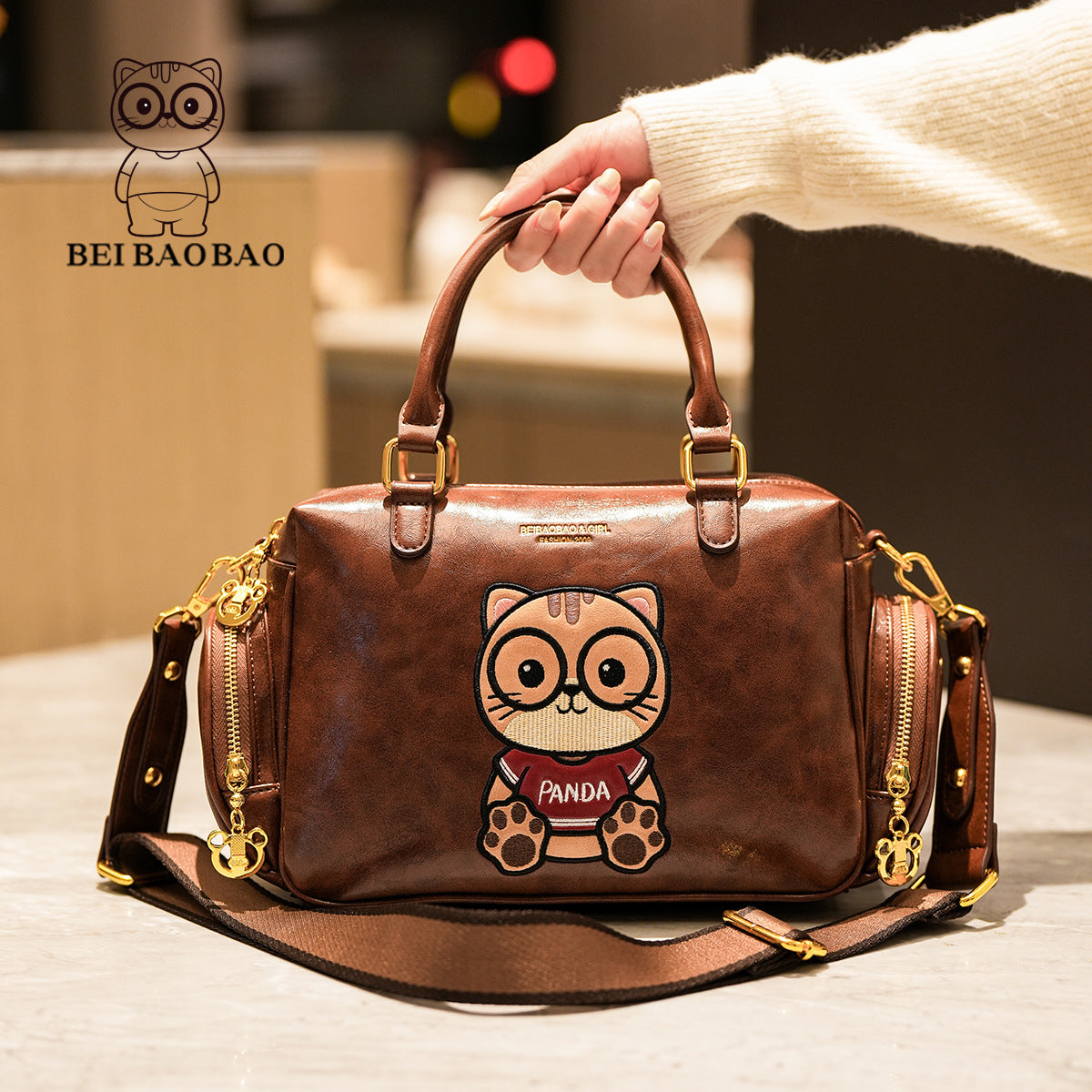 Women's Source Tide Large Capacity Cartoon Cute Pillow Women's Messenger Bag