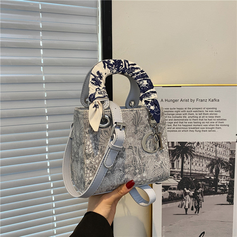 Women's High-grade Summer Design Embroidered Portable Diana Small Square Bags