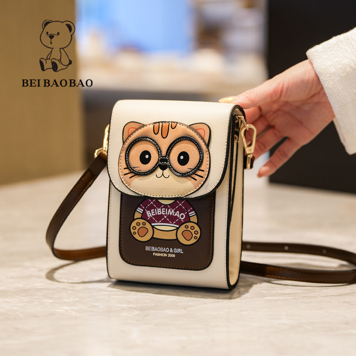 Classic Women's Source Mobile Fashion Commuter Crossbody Bags