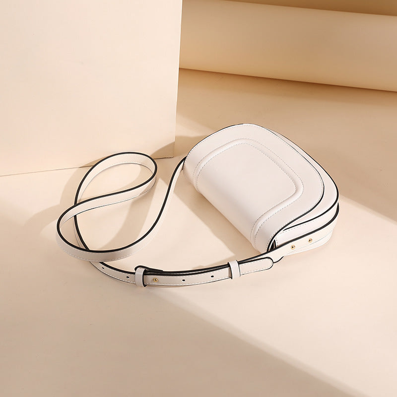 Women's Glamorous Fashionable Fashion Design Saddle Bags