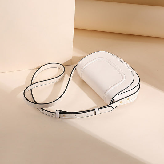 Women's Glamorous Fashionable Fashion Design Saddle Bags