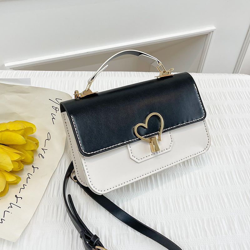 Women's Hand-woven Summer Self-made Contrast Color Material Women's Shoulder Bag