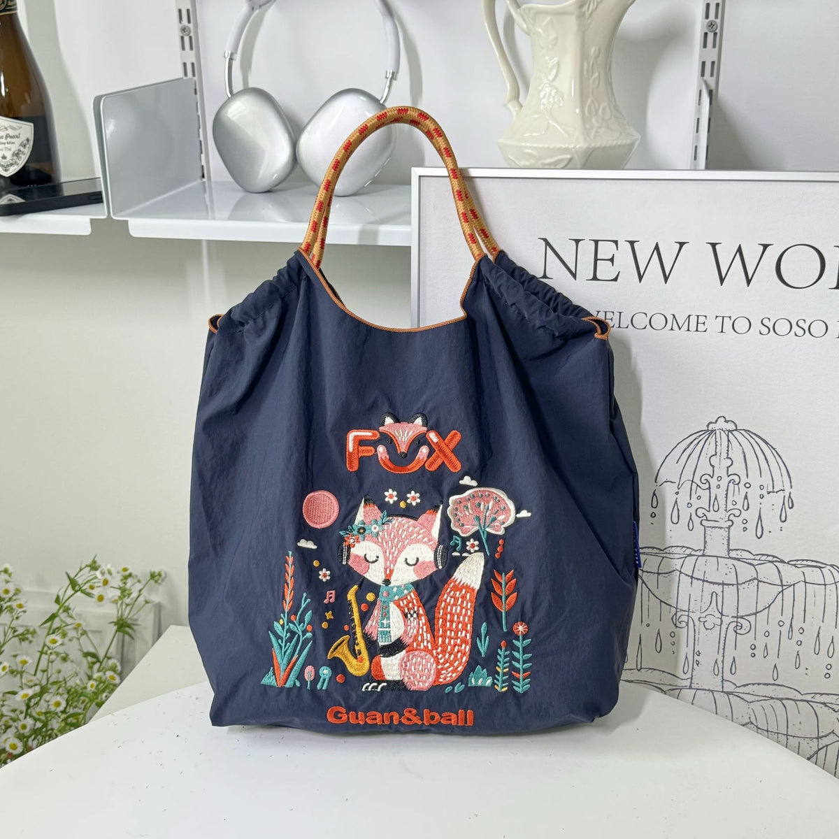 Women's Nylon Embroidered Fashion Niche Large Capacity One Women's Shoulder Bag