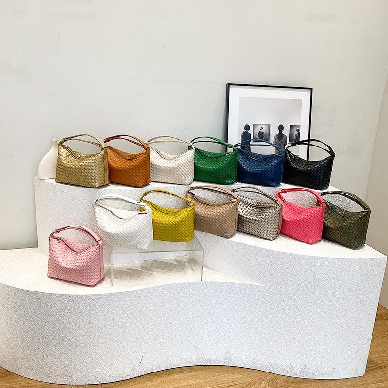 Women's High-grade Woven Retro Style Fashionable Commuting Armpit Bags