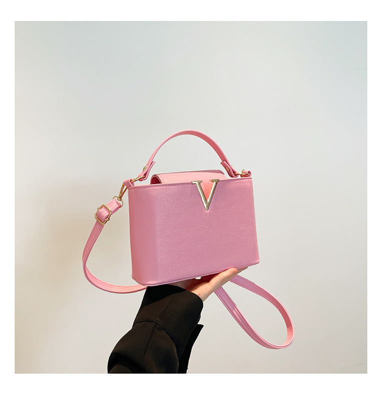 Women's Letter Decoration Portable Fashion Western Style One Women's Shoulder Bag