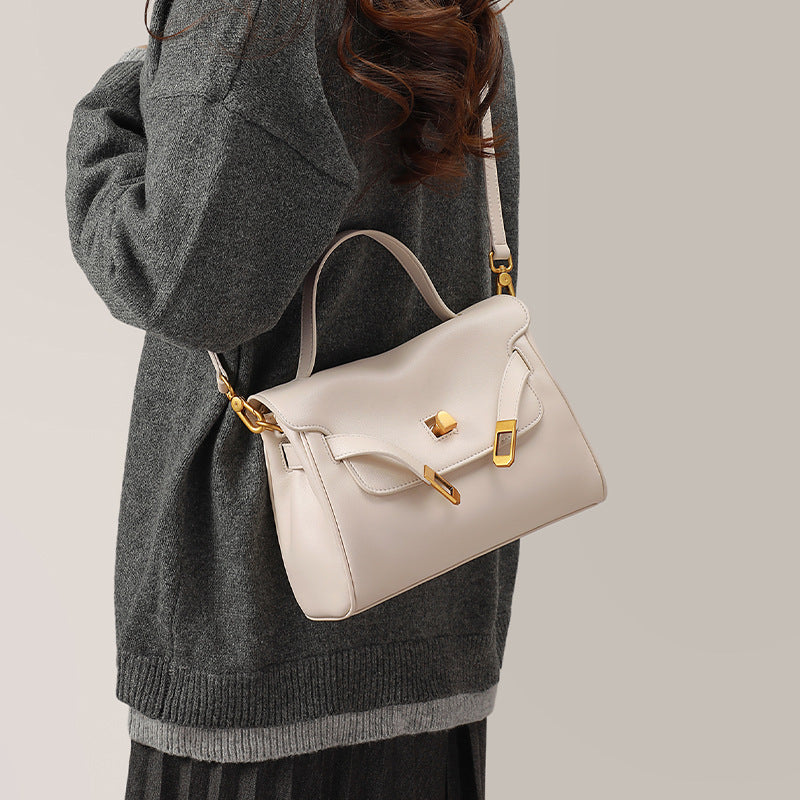 Women's High-grade Vintage Current Minority Simple Commuting Women's Messenger Bag