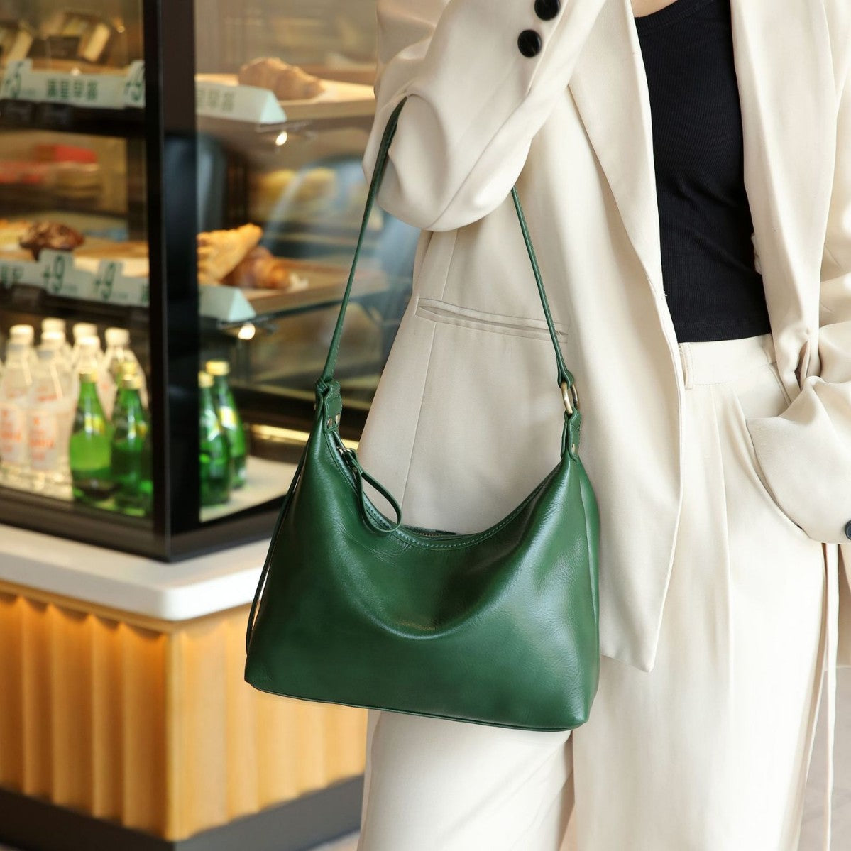 Women's Vegetable Tanned Leather Cowhide Minority Simple Zipper Women's Messenger Bag