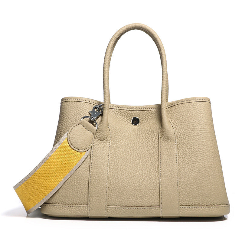 Women's Garden Layer Cowhide Lychee Pattern Wide Handbags