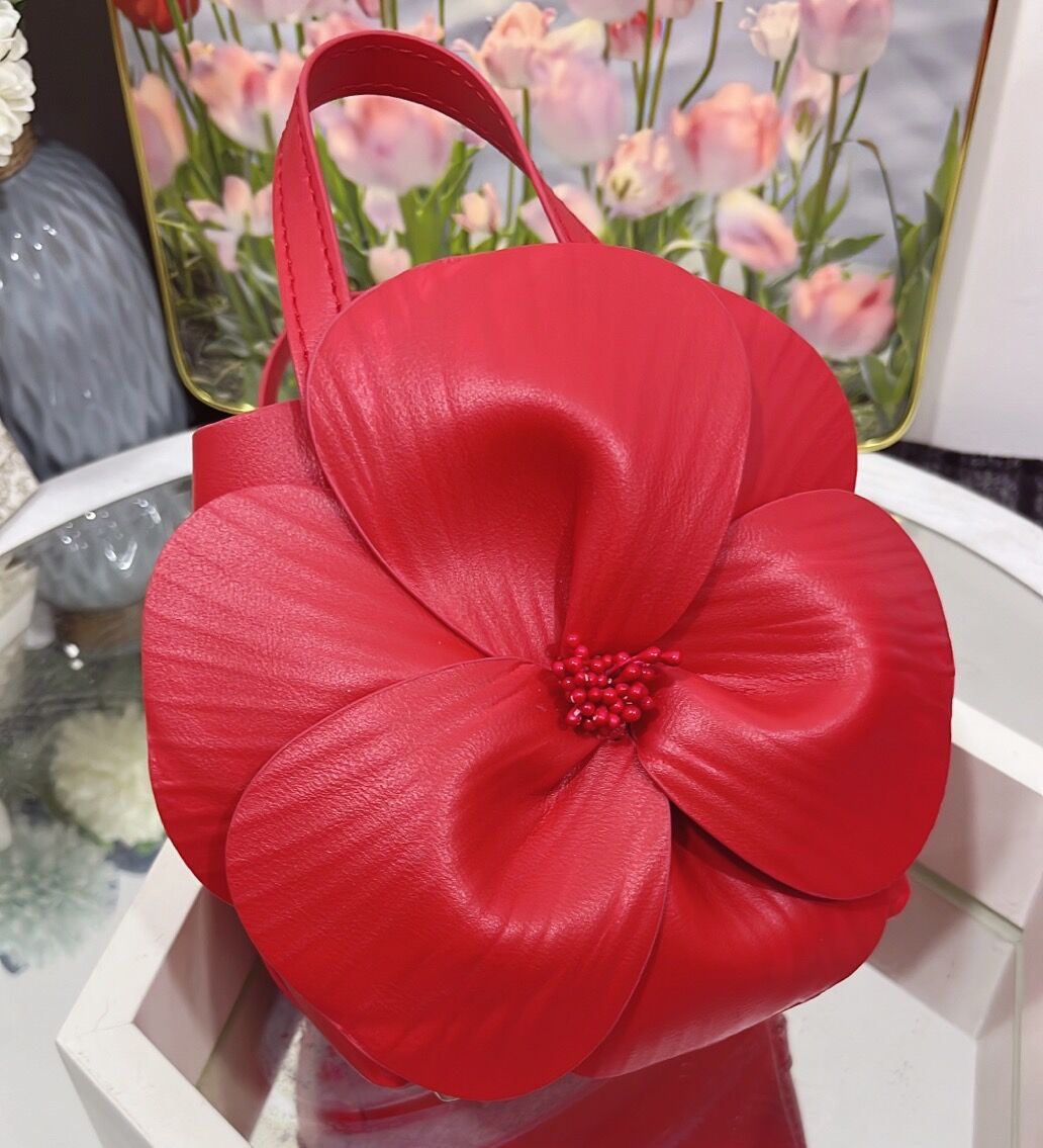 Women's Early Spring French Petal Flower Creative Bags