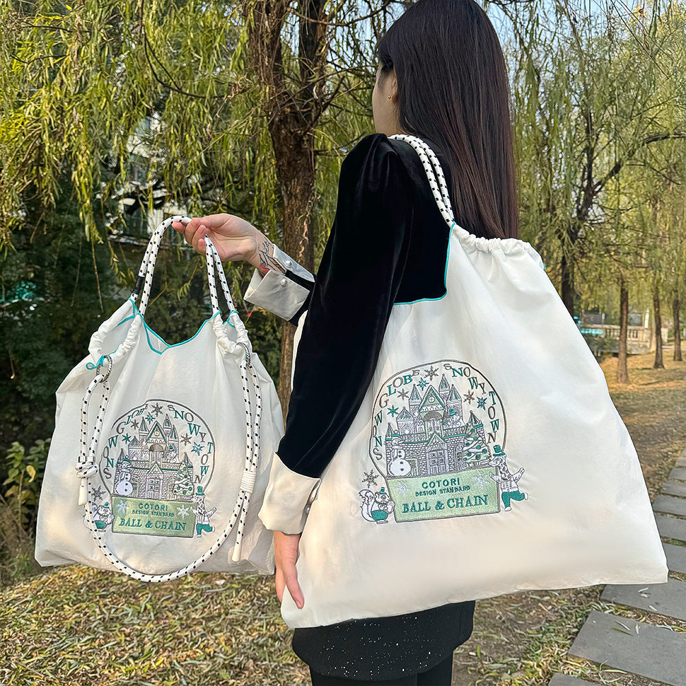 Nylon Needle Embroidered Fashion Commuter Large Capacity College Women's Shoulder Bag