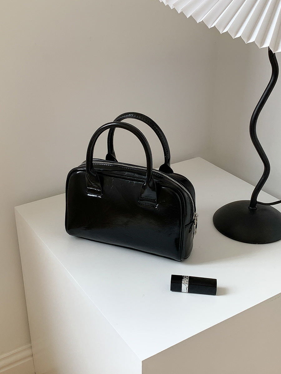 Women's Korean Style Commuter High Sense Niche Handbags