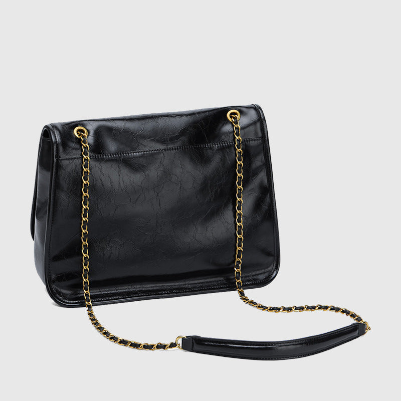 Elegant Chain Large Capacity Commuter Underarm Tote Bags