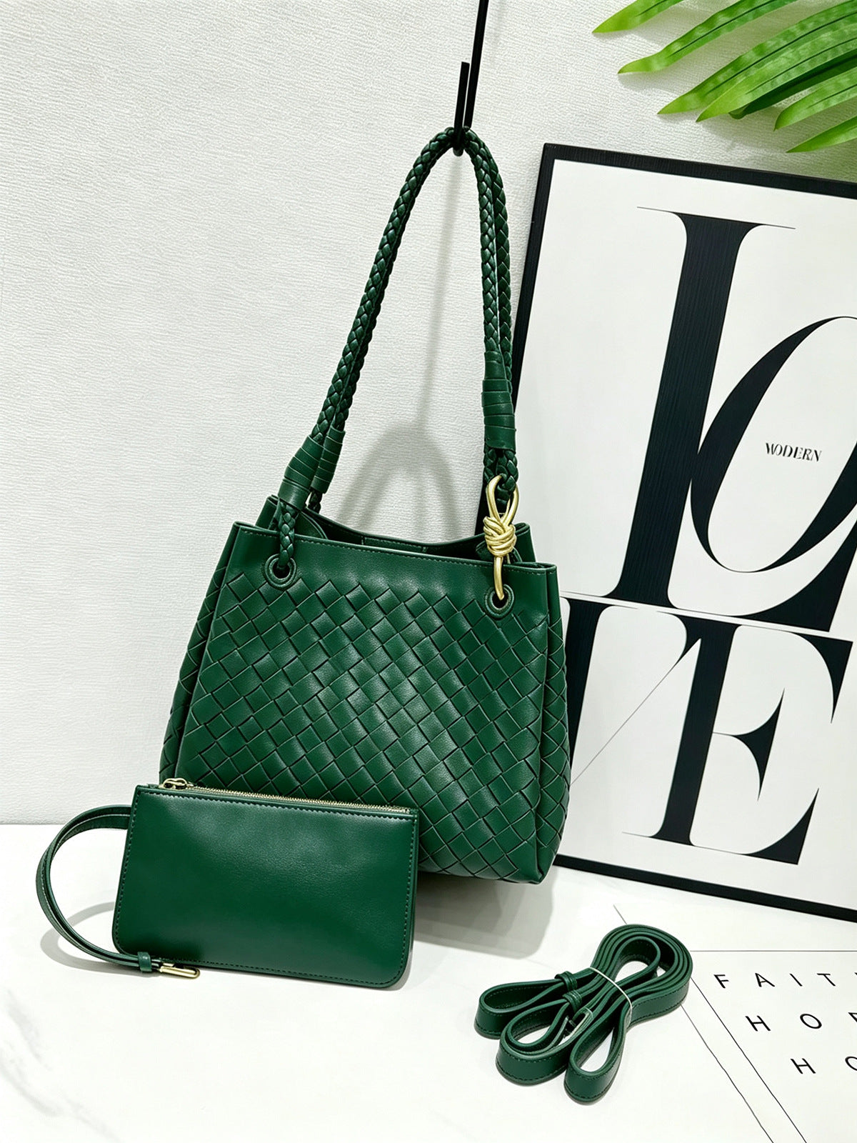 Hand-woven Portable Vegetable Basket Premium Design Shoulder Bags