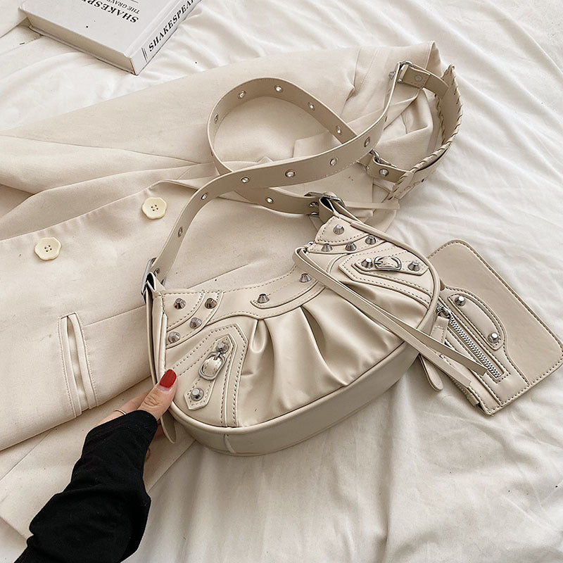 Women's Niche Retro Commuter High-grade Punk Crossbody Bags