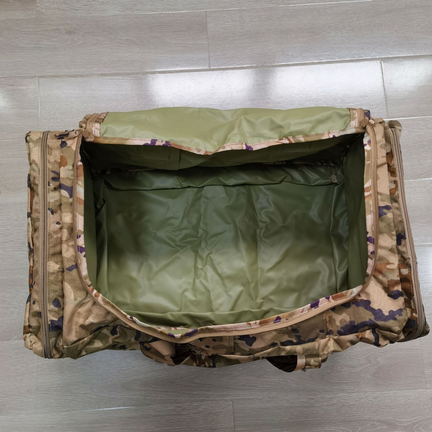 Camouflage Front Shipping Quilt Set Pocket Tactical Bags