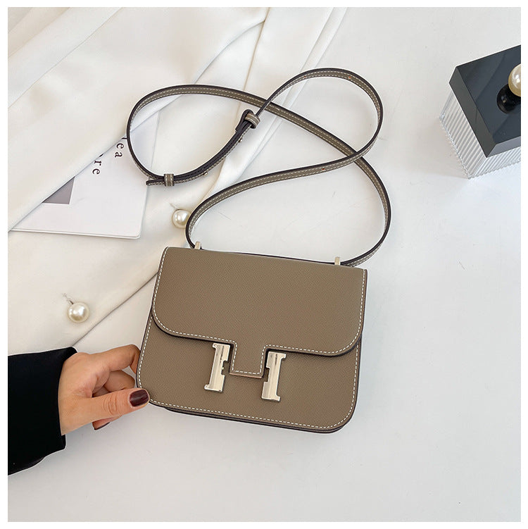 Summer Mini Constance Chain Pig Nose Bags