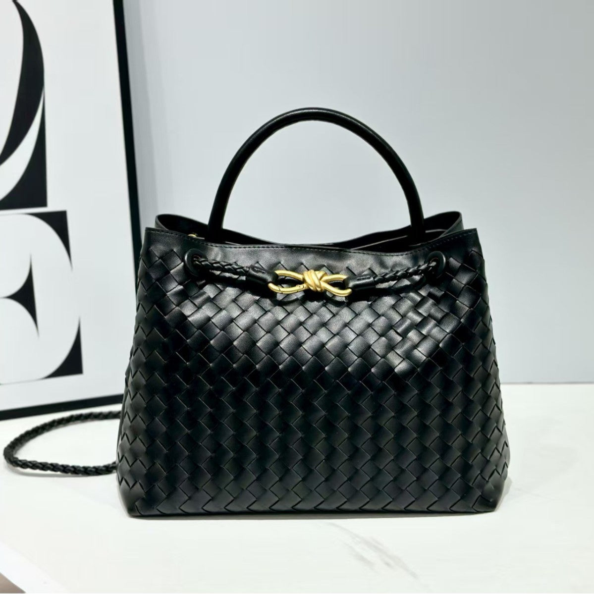 Women's Large Capacity Outing Simple Handmade Woven Women's Shoulder Bag