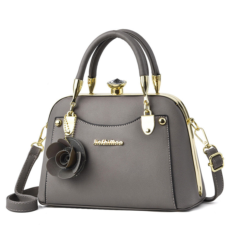 Women's Best-selling Shell Steel Frame Trendy Clip Shoulder Bags