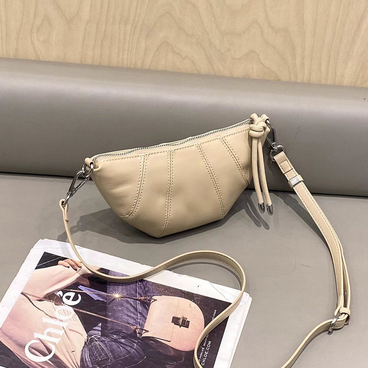 Women's First Layer Cowhide Horn Versatile Change Shell Fashion Classical Soft Handbags