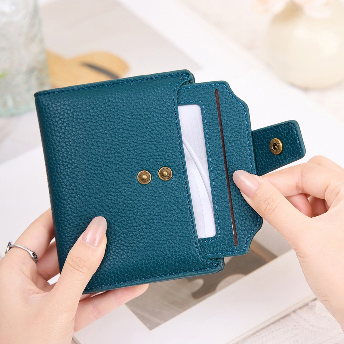 Women's Litchi Pattern Soft Leather Zip Multiple Slots Fashion Buckle