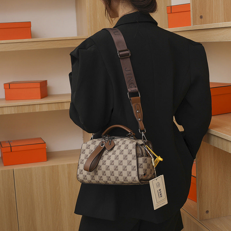 Women's Live Broadcast Good Western Style Niche Crossbody Bags