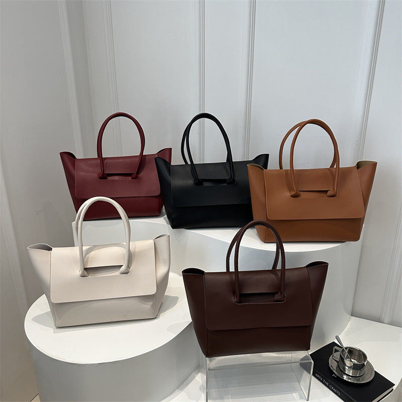 Women's Capacity Fashionable Stylish Pure Color Simple Handbags
